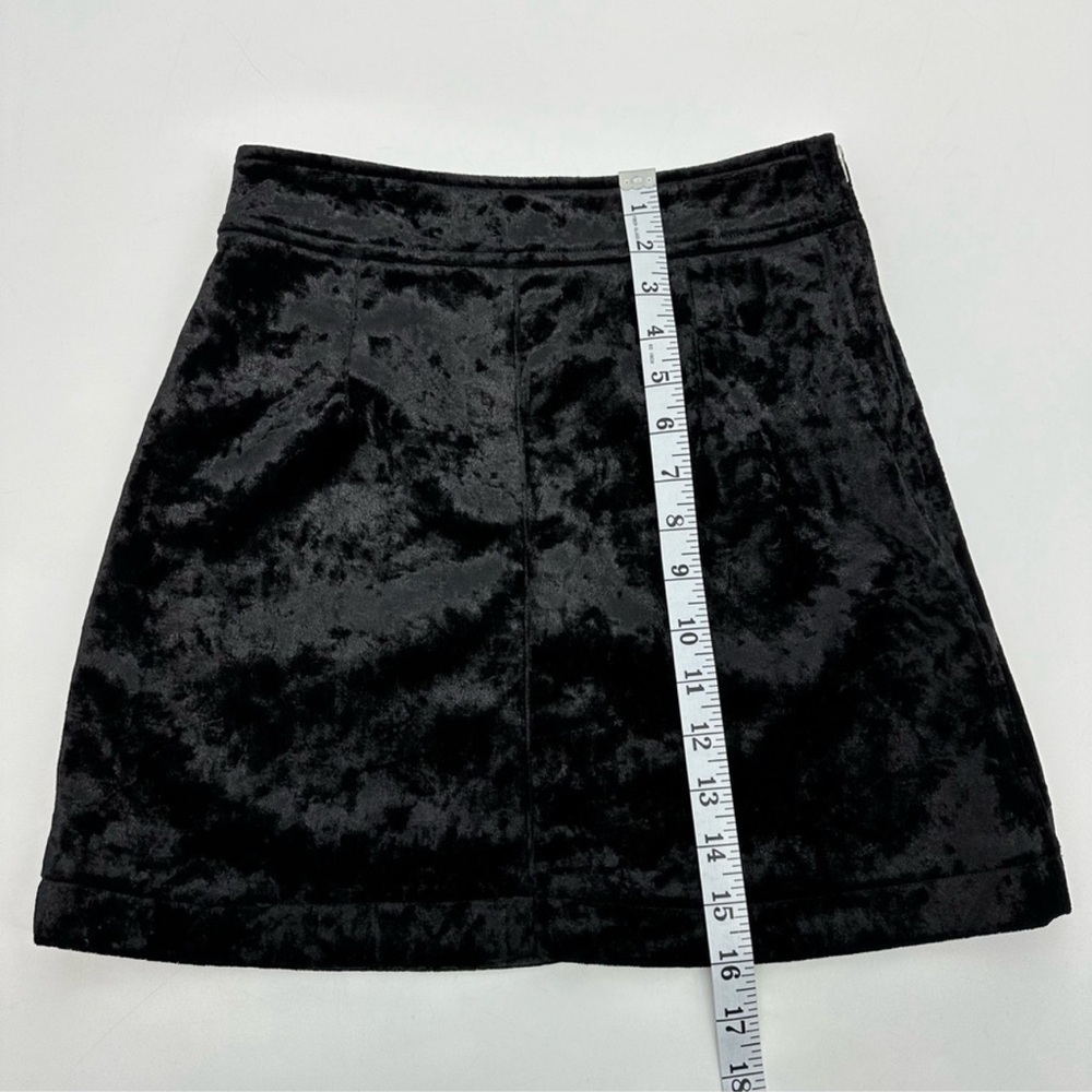 Lulus Urban Allure Black Crushed Velvet Mini Skirt Size Small - Picture 10 of 11